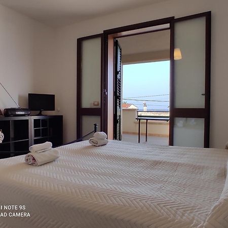 Rita'S Apt&Rooms Noto Exteriér fotografie