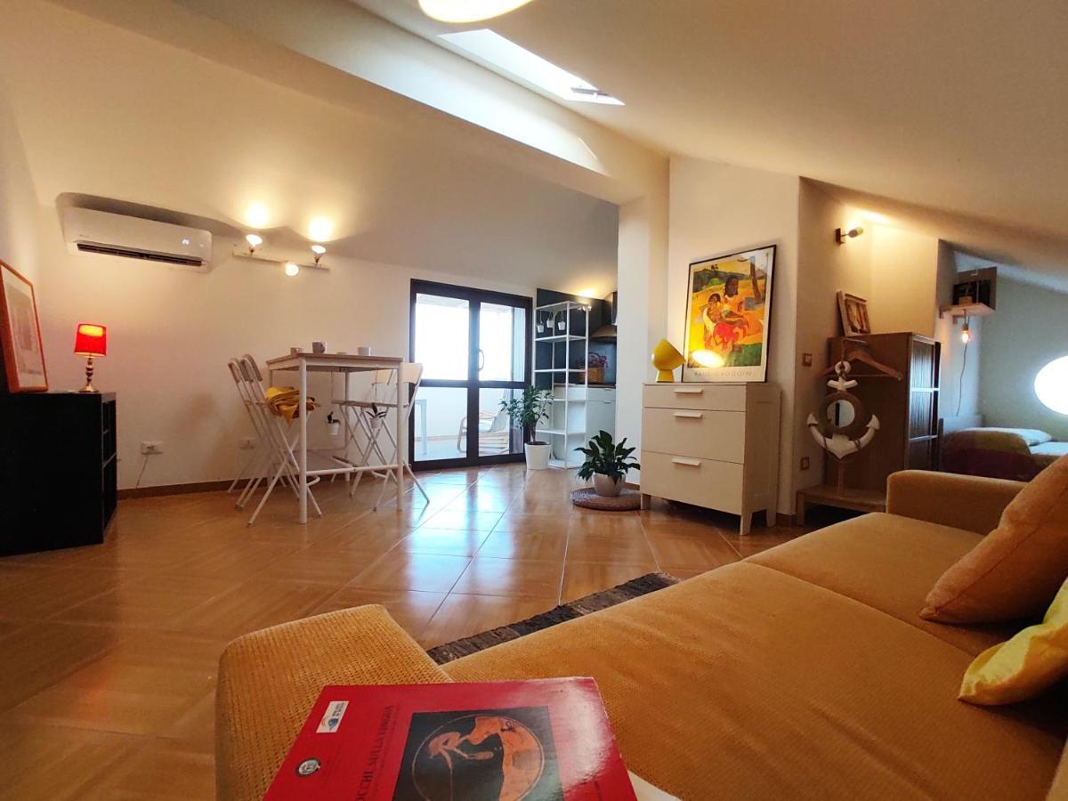 Rita'S Apt&Rooms Noto Exteriér fotografie